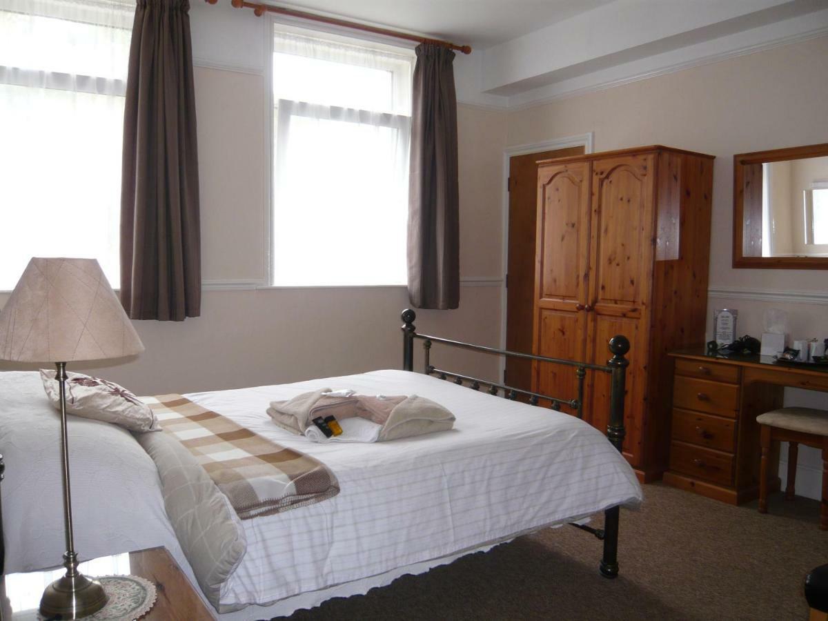 Guest house The Croft - Cockwood Harbour Near 4*