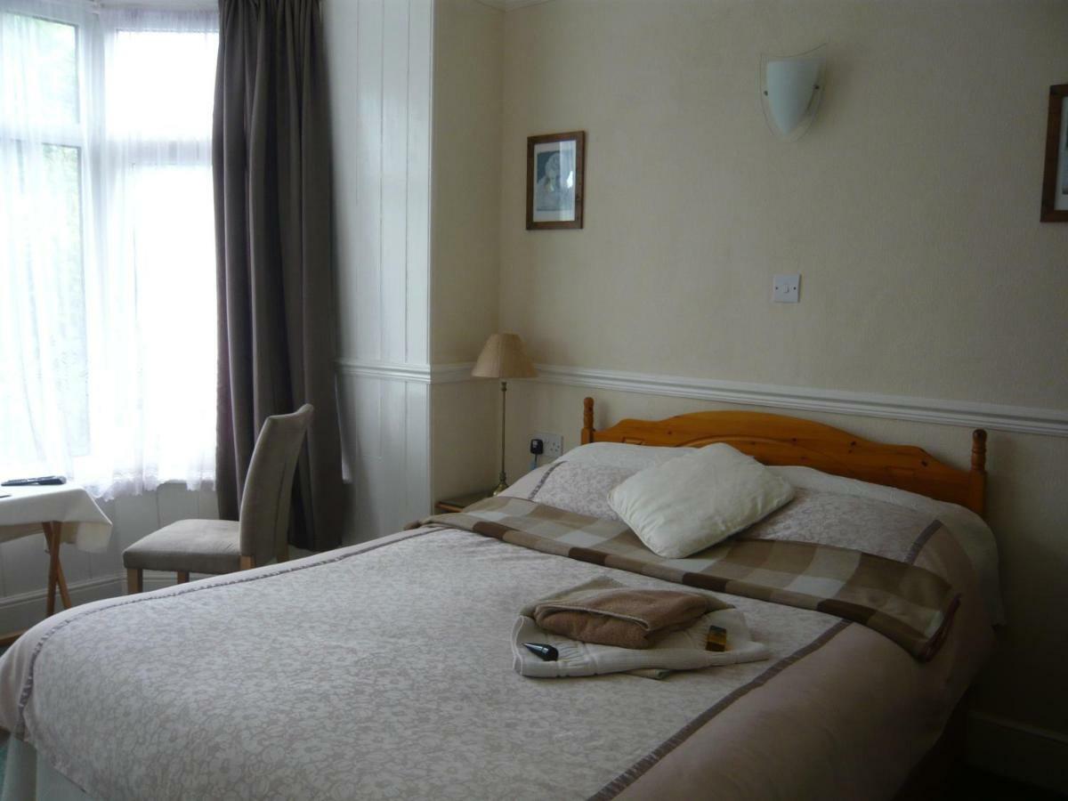 Guest house The Croft - Cockwood Harbour Near 4*
